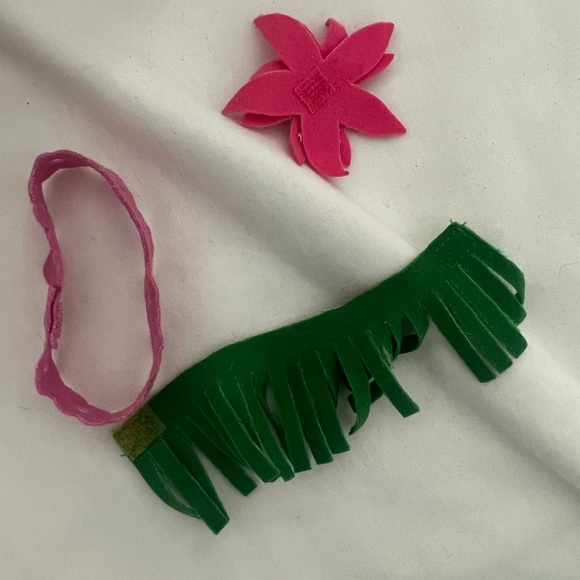 Disney The Lion King Jungle Puppets Hula Timon Plush Stuffed Finger Puppet 
1994 - Picture 10 of 10